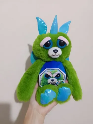 Feisty dragão verde