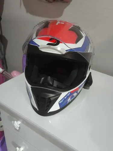 Capacete Race Tech Volt Track com intercomunicador
