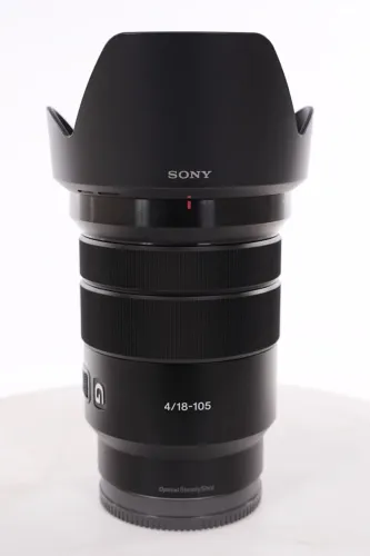 lente Sony E PZ 18-105mm f/4 G OSS, seminova!