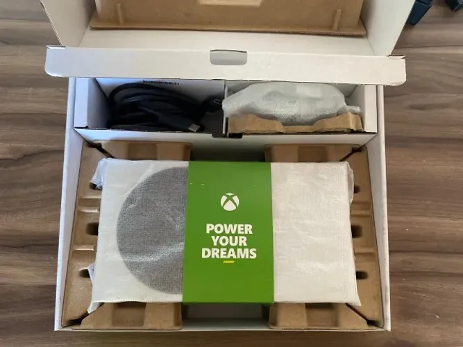 Xbox Series S 512gb (completo Na Caixa) - Único Dono, com Nota Fiscal
