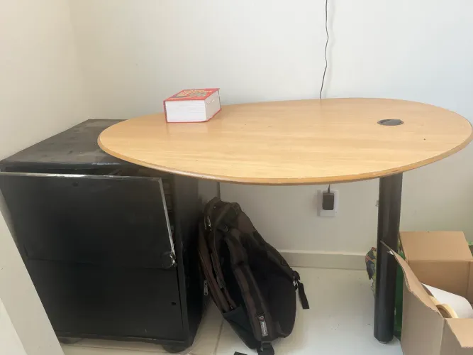 Mesa escritório usada