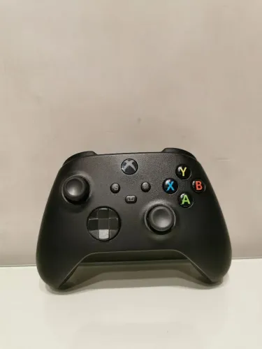 Controle Xbox Series X com analógicos Hall Effect