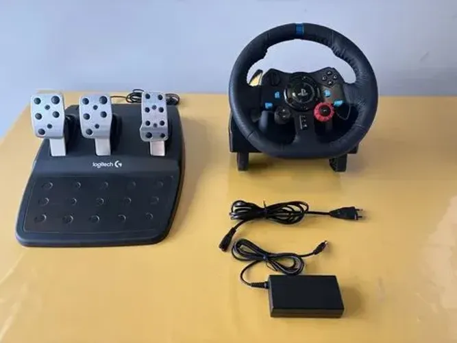 Volante G29 1 mês de uso, na caixa...
