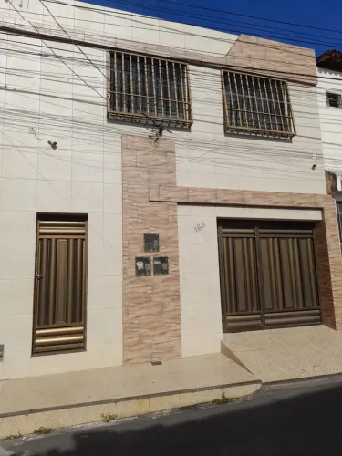 ? OPORTUNIDADE! CASA 3 EM 1 PRÓXIMA À RUA SÃO JOÃO - MORE E TENHA RENDA EXTRA ?
