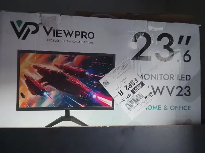 Monitor 23,5 p com defeito