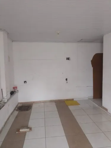 Aluga se uma loja