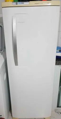 Geladeira Electrolux frost free 340l