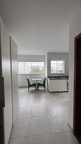 Alugo kitnet mobiliada em Capoeiras para 1 pessoa