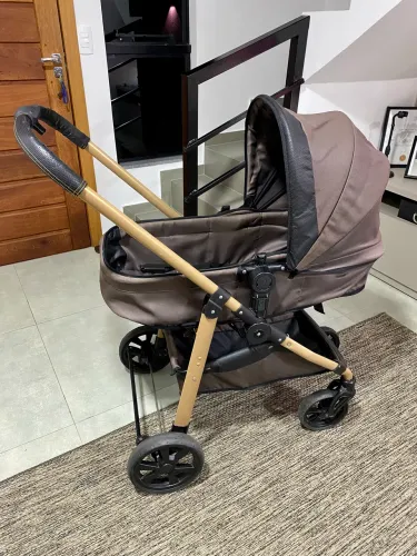 Vendo Carrinho de Bebê!!