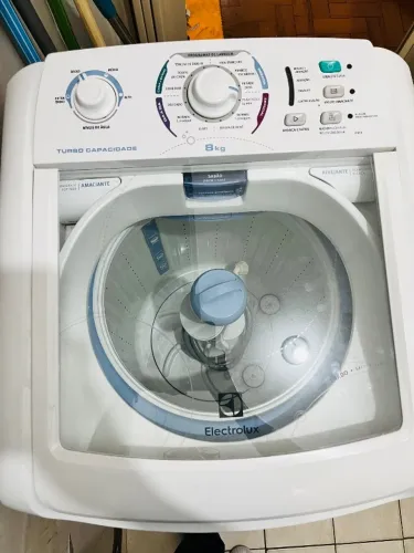 Máquina de lavar roupa Eletrolux 8kg