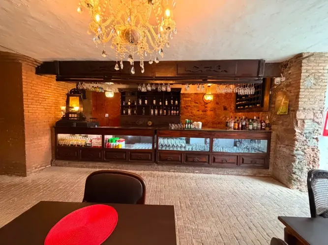 Restaurante em Pleno Funcionamento Imóvel para venda possui 200 m² Santo Antônio - Salvado