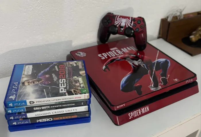 PS4 SLIM LACRADO+JOGOS