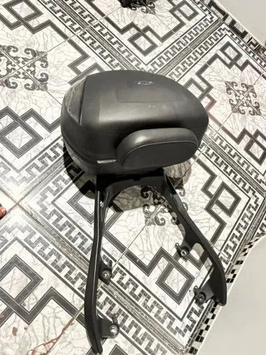 Suporte baú para XMAX original e baú