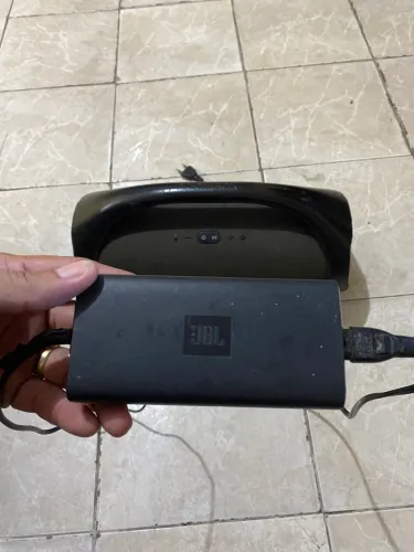 Jbl bom Box 1