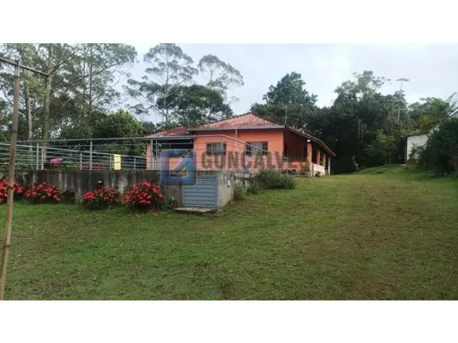 Chácara Rural à venda em Taiaçupeba, Mogi das Cruzes 2 quartos, 4.800 m²