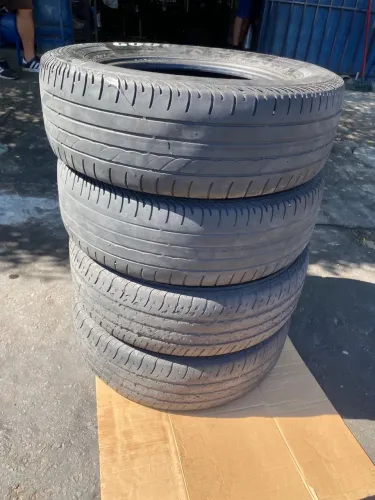 4 Pneus Goodyear 185/70 aro 14