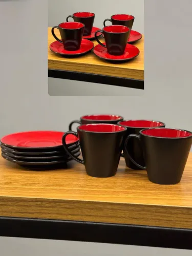 Conjunto de Cerâmica (xícara e pires)