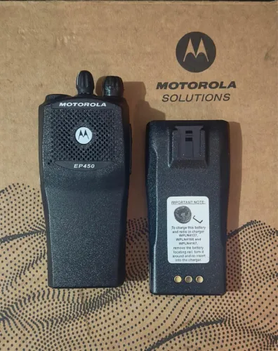 Rádio Motorola Ep450 VHF - Completo Na Caixa
