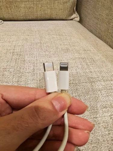 APPLE ORIGINAL cabo USBc/ lightning 