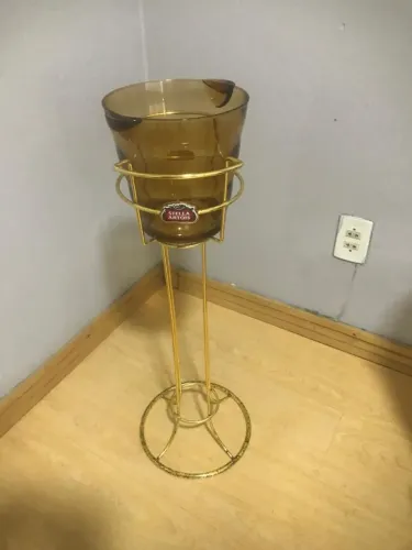 Balde de gelo com pedestal 