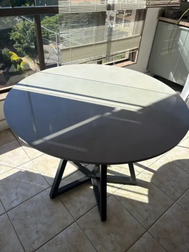 Mesa do Estúdio de Design MEZAS
