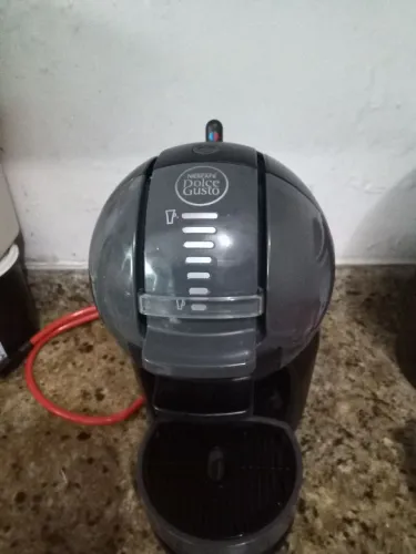 Máquina de café Doce Gusto Nescafé Arno