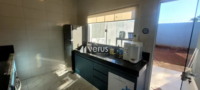 Casa para aluguel, 3 quartos, 1 suíte, 2 vagas, SANTA ROSA - Uberlândia/MG