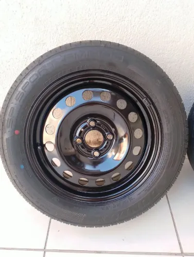 Rodas de carro 185/60R15 (SÓ MENTE VENDA)