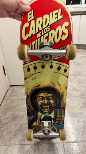Skate Completo Importado - Anti Hero + Independent + Bones SPF (Impecável)
