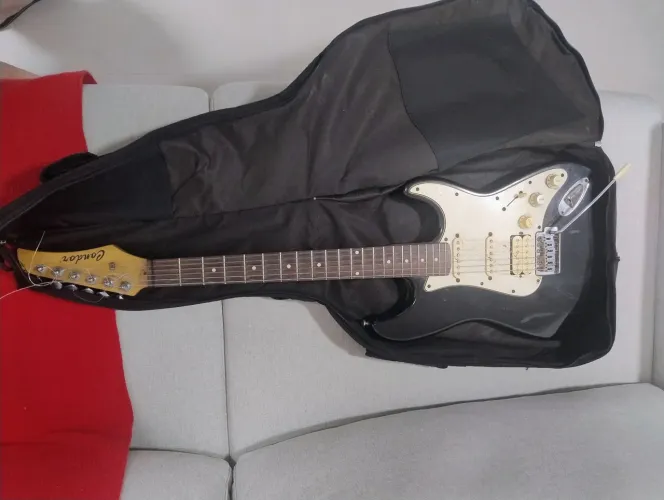 Guitarra condor RX30