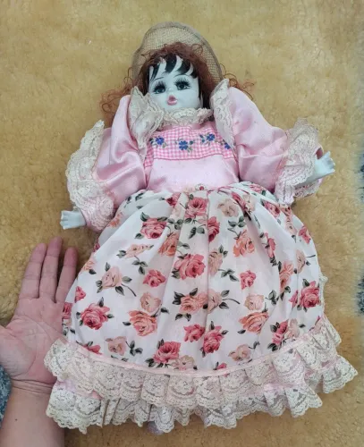 antiga boneca porcelana grande dama Vintage 