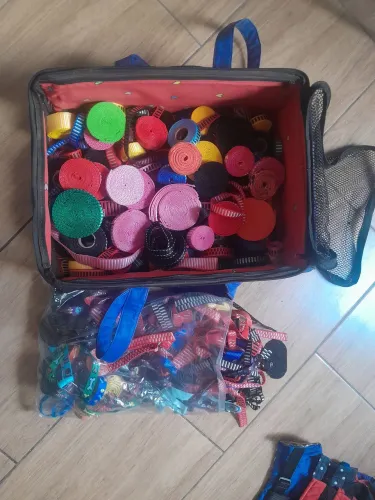 Fitas de poliester de alguns tamanhos