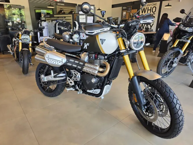 Scrambler 1200 XE