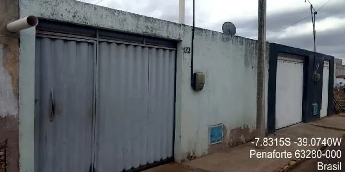 Casa no CENTRO em Penaforte/CE - Caixa *3800