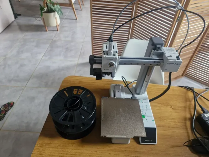 Impressora 3d bambulab a1 mini 86h de uso