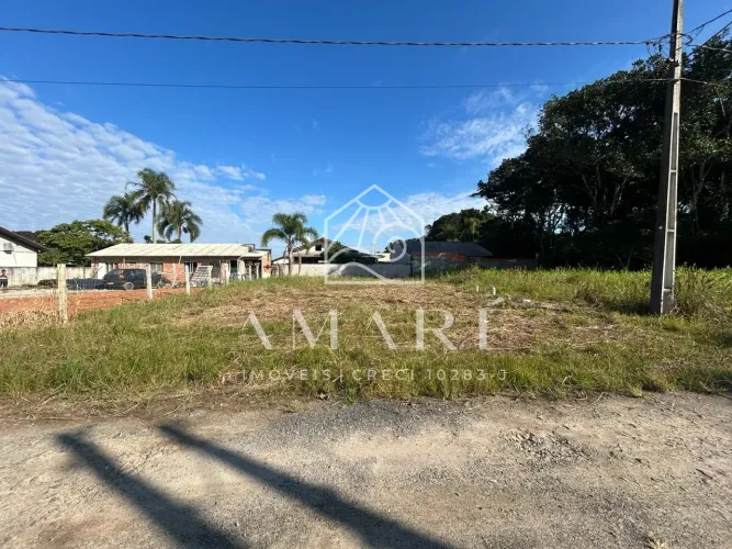 Terreno com 360m² aterrado pronto para construir, loteamento Maresias na Praia do Ervino e