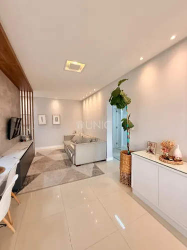 Apartamento semi-mobiliado 2 dormitórios 2 vagas Bairro Rio Pequeno - Camboriú