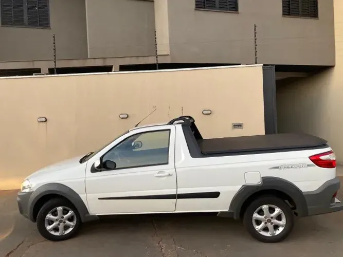 Fiat Strada Freedom 1.4 Flex 8V CS 2019