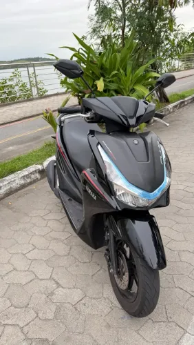 Yamaha Fluo 125 Connected (híbrido) 2026