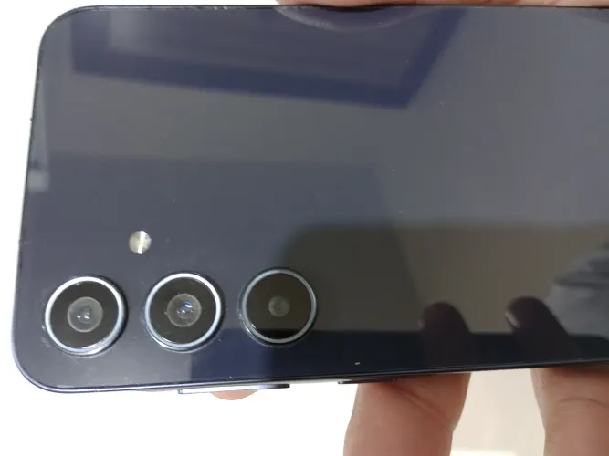 SAMSUNG A55 256GB 8GB8 RAM