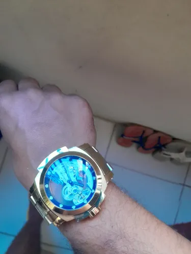 Invicta automático