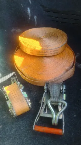 Vendo catraca com cinta semi nova para caminhão