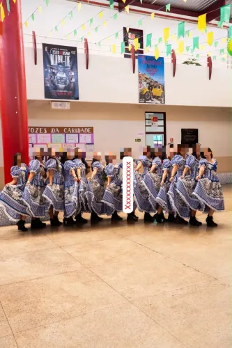 VENDO VESTIDOS DE FESTA JUNINA E conjuntos de COLETES e CALÇAS 