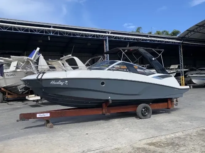 Lancha FS 265 ELEMENT