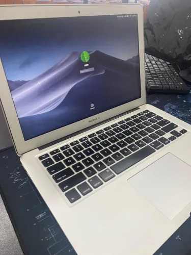Mac book