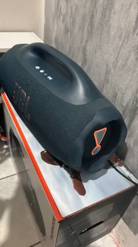 bombox 4 semi nova