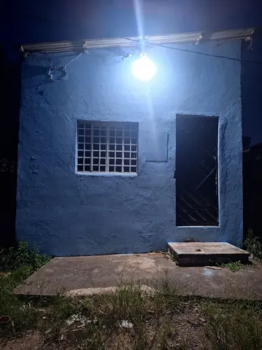 Vendo uma casa