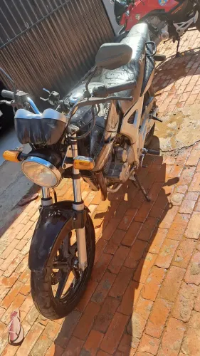 VENDO CBX 250 TWISTER POR: R$ 4.500