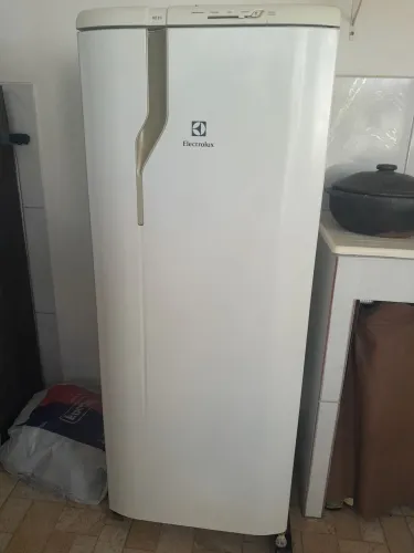 Geladeira 1 porta