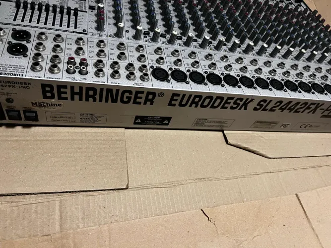 mesa de som behringer!!!